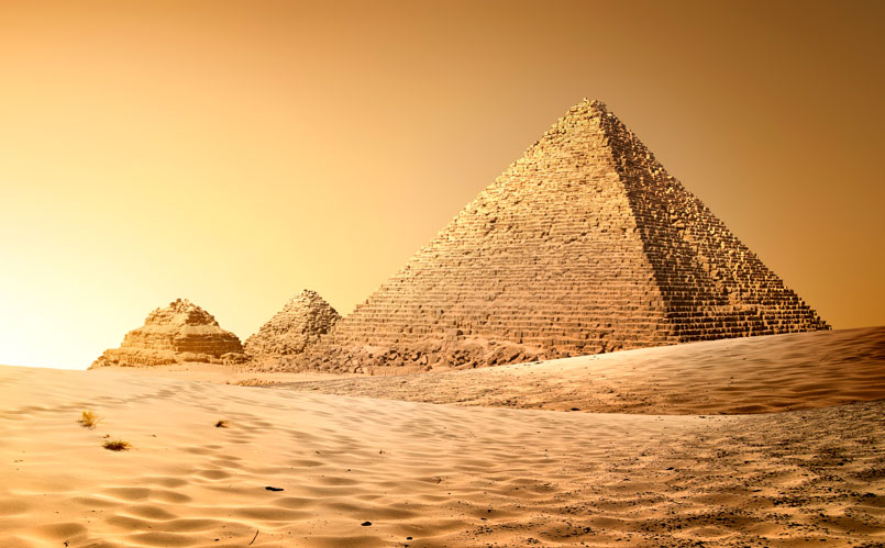 La alineación de las pirámides es casi perfecta