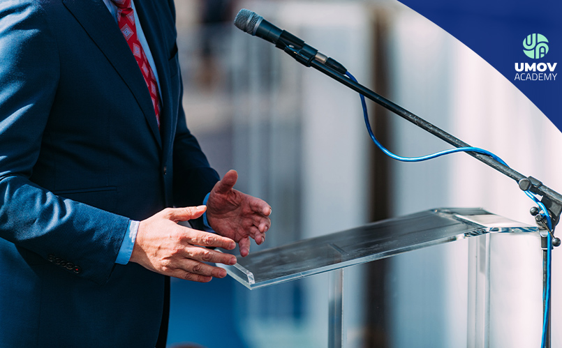 ¿Qué estudiar para ser político?